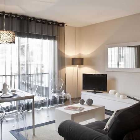 Up Suites Bcn Barcelona Quarto foto